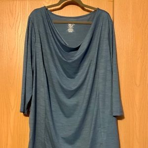 Drape-neck active blouse